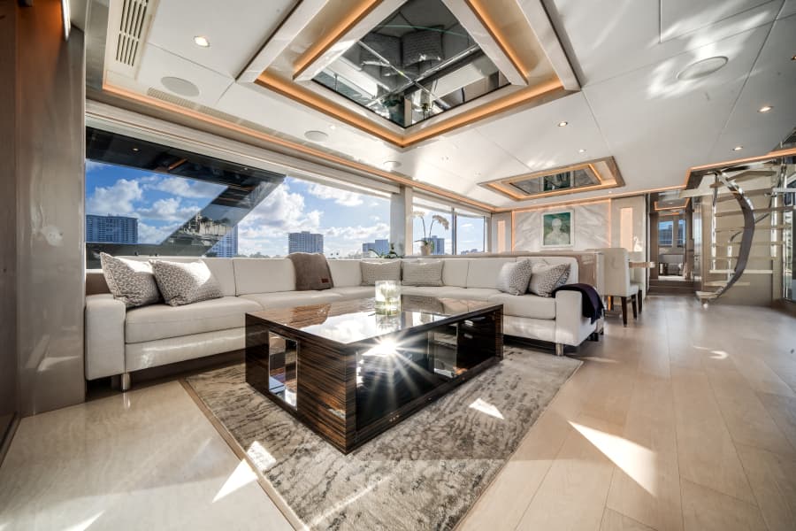 2022 Ocean Alexander 32L