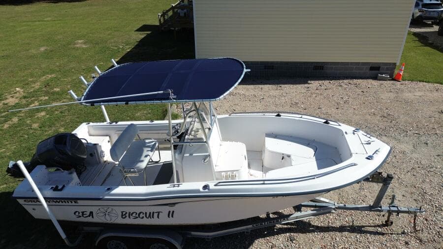2002 Grady-White 209 Escape