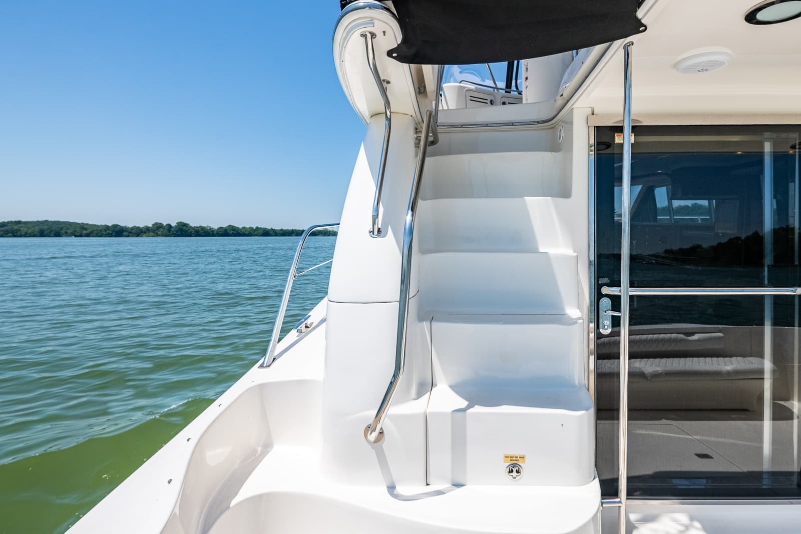 2003 Sea Ray 480 Sedan Bridge - Photo 34