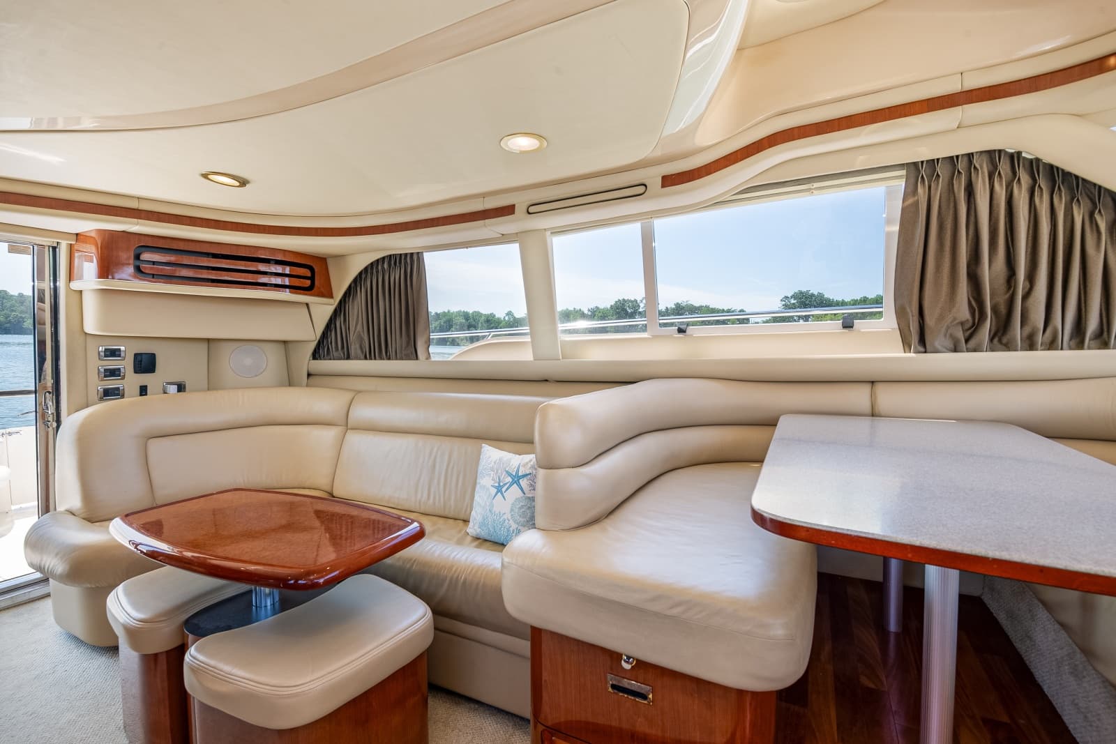 2003 Sea Ray 480 Sedan Bridge - Photo 61