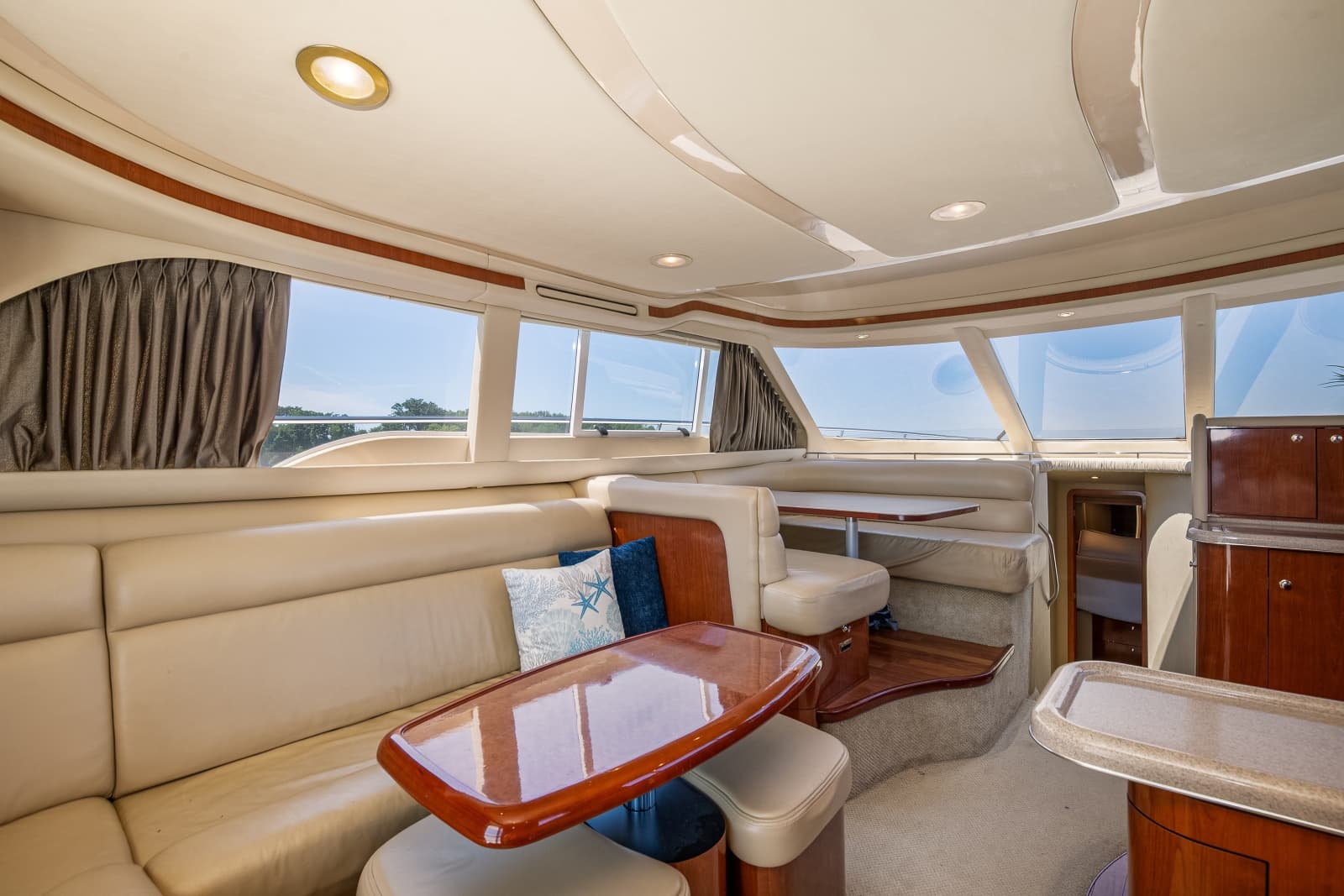 2003 Sea Ray 480 Sedan Bridge - Photo 60