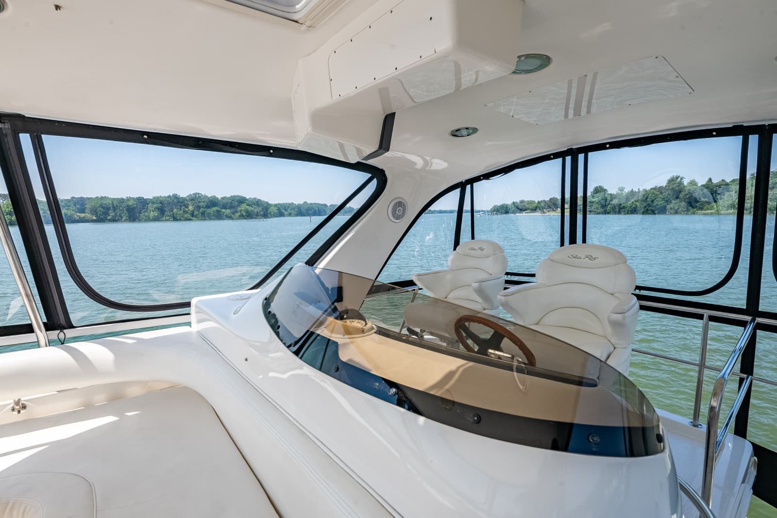 2003 Sea Ray 480 Sedan Bridge - Photo 44