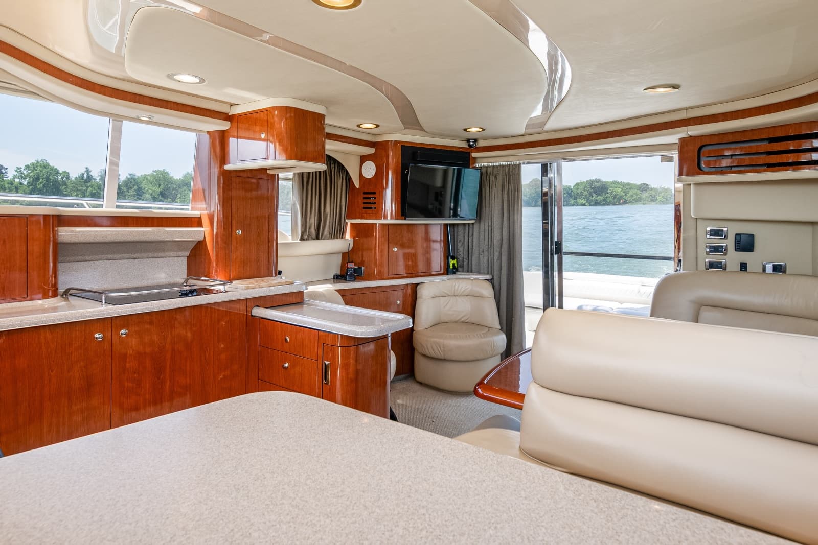 2003 Sea Ray 480 Sedan Bridge - Photo 68