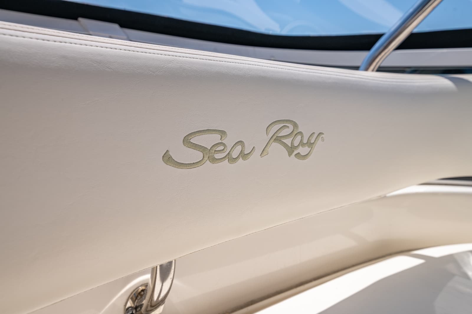 2003 Sea Ray 480 Sedan Bridge - Photo 43
