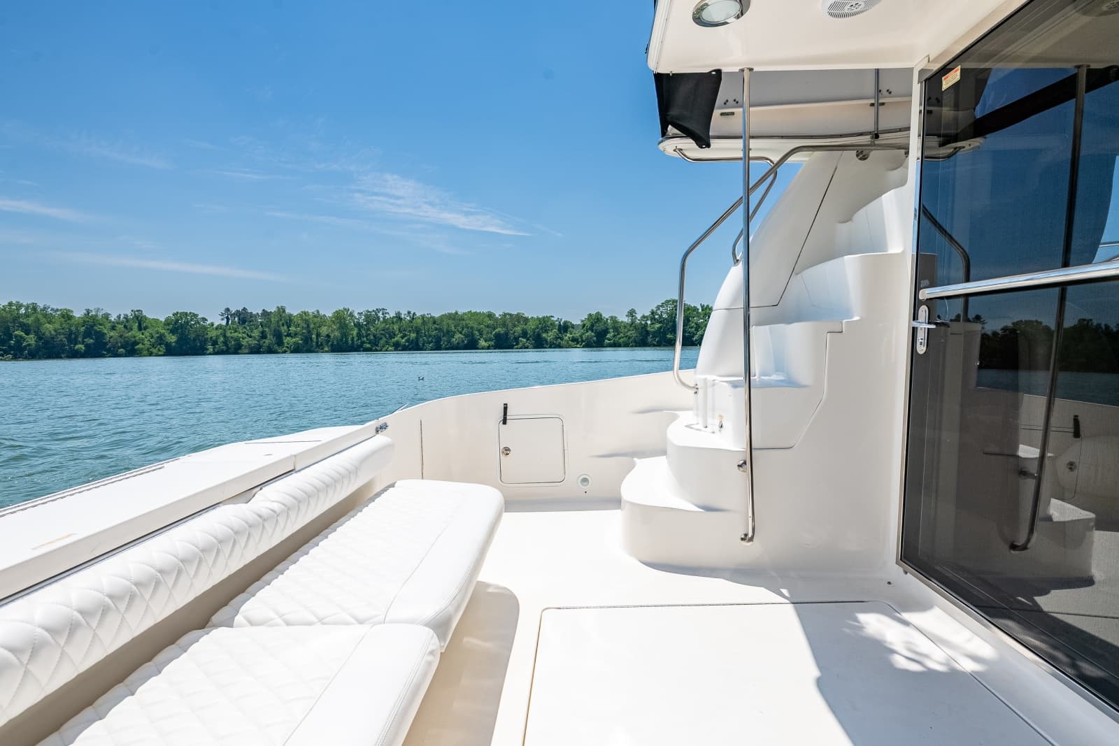2003 Sea Ray 480 Sedan Bridge - Photo 39