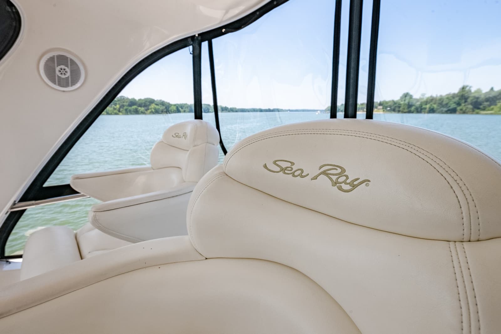 2003 Sea Ray 480 Sedan Bridge - Photo 47