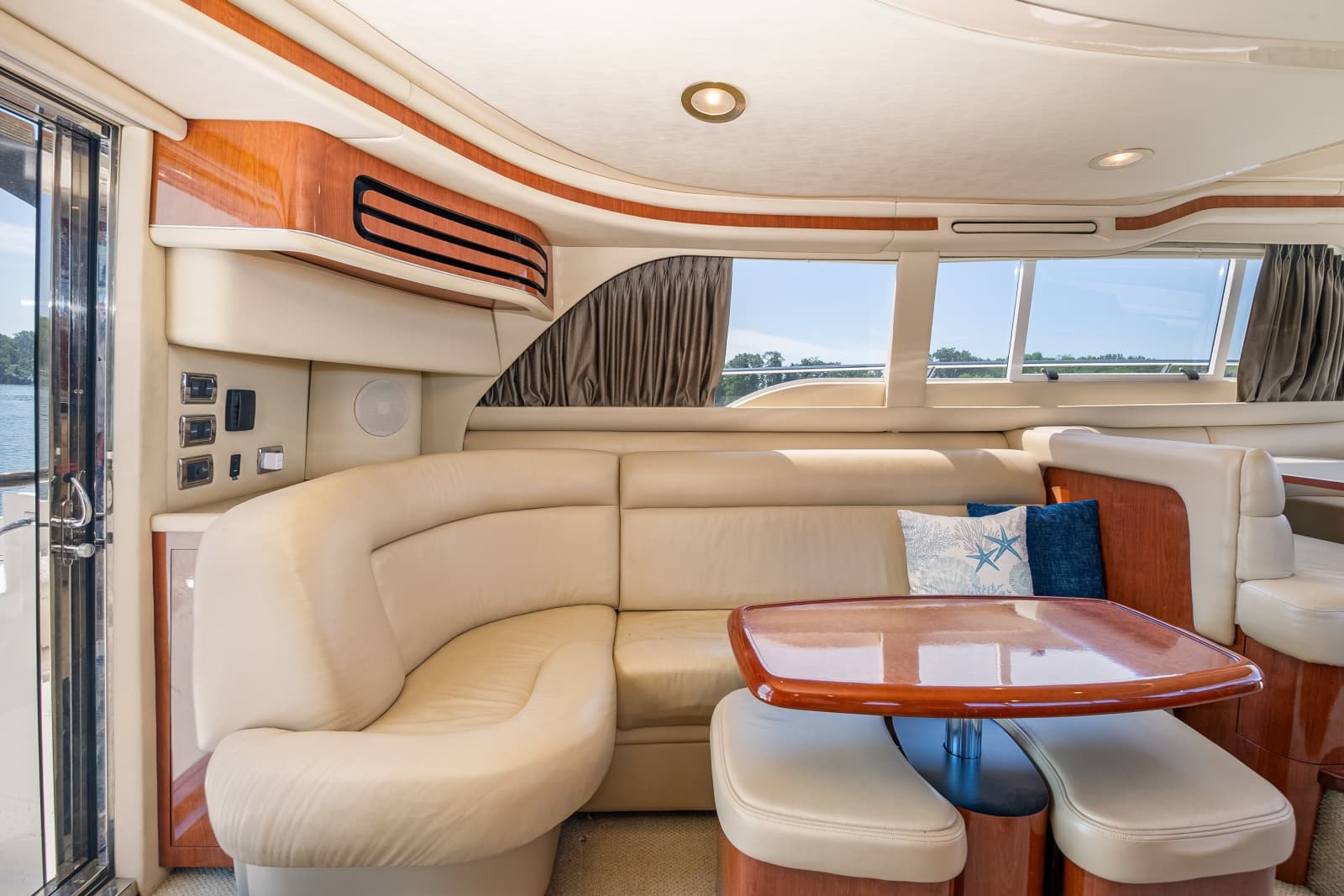 2003 Sea Ray 480 Sedan Bridge - Photo 73