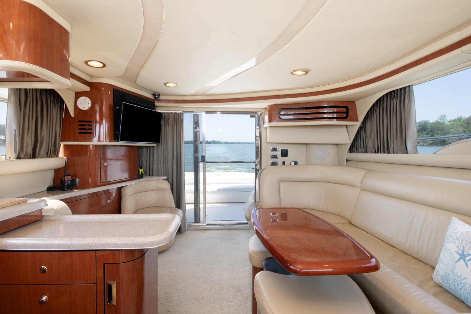 2003 Sea Ray 480 Sedan Bridge - Photo 69