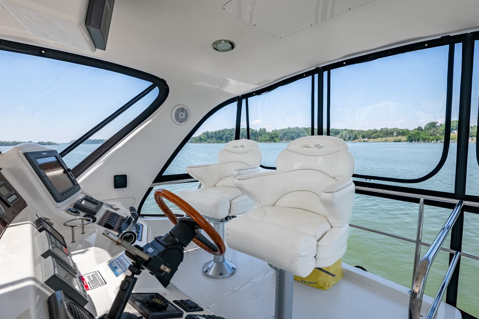 2003 Sea Ray 480 Sedan Bridge - Photo 51
