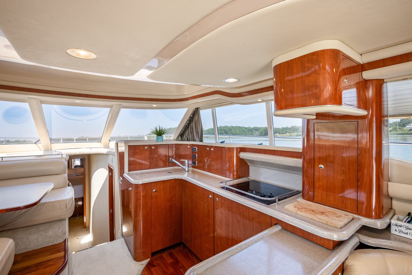 2003 Sea Ray 480 Sedan Bridge - Photo 56