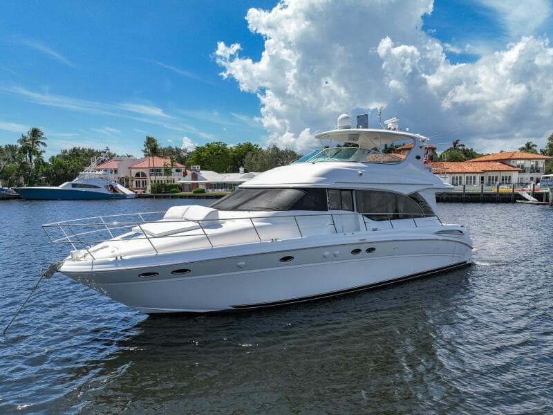 2001 Sea Ray 540 Cockpit Motor Yacht