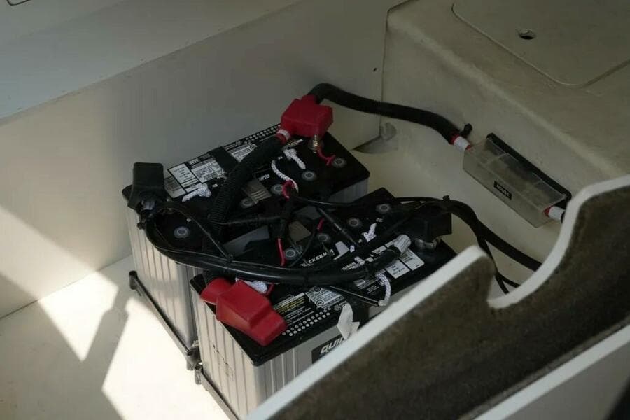 2023 Sea Ray SLX 310 Outboard