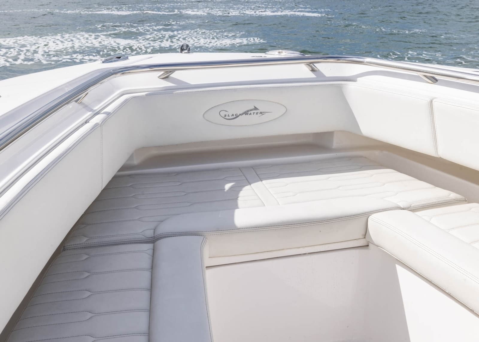 2024 BlackWater 43 Sportfish - Photo 16