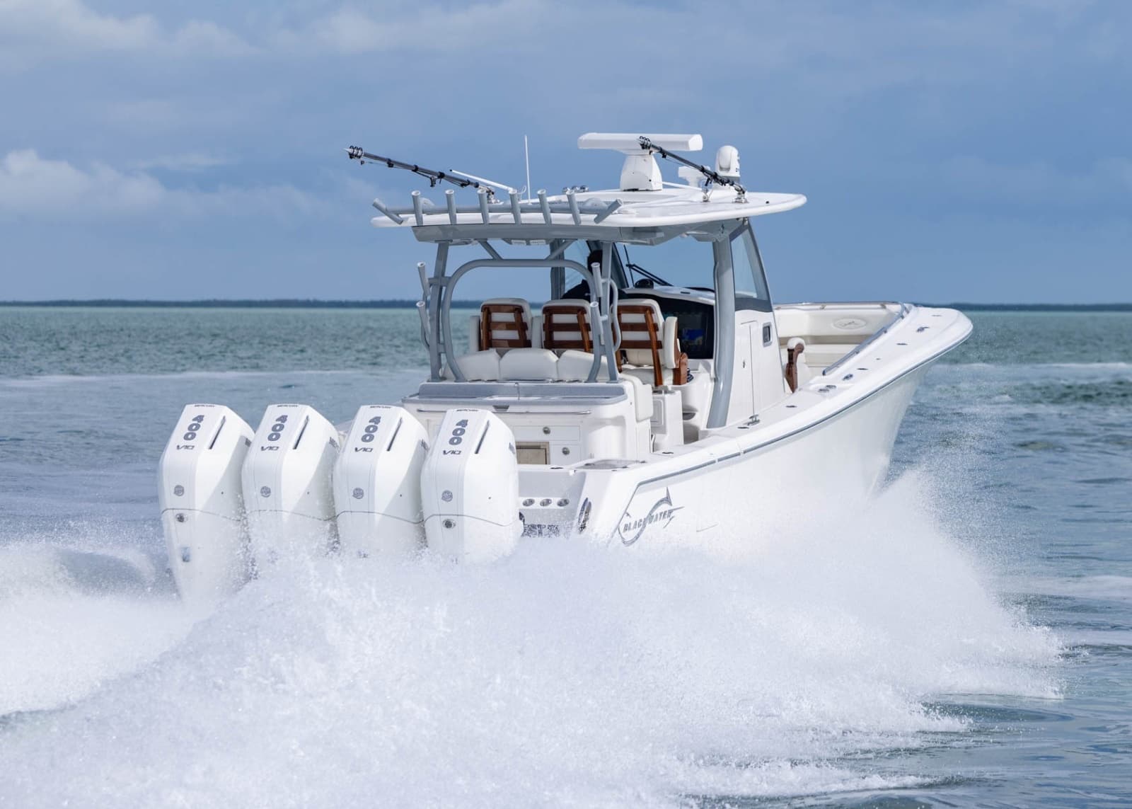 2024 BlackWater 43 Sportfish - Photo 15