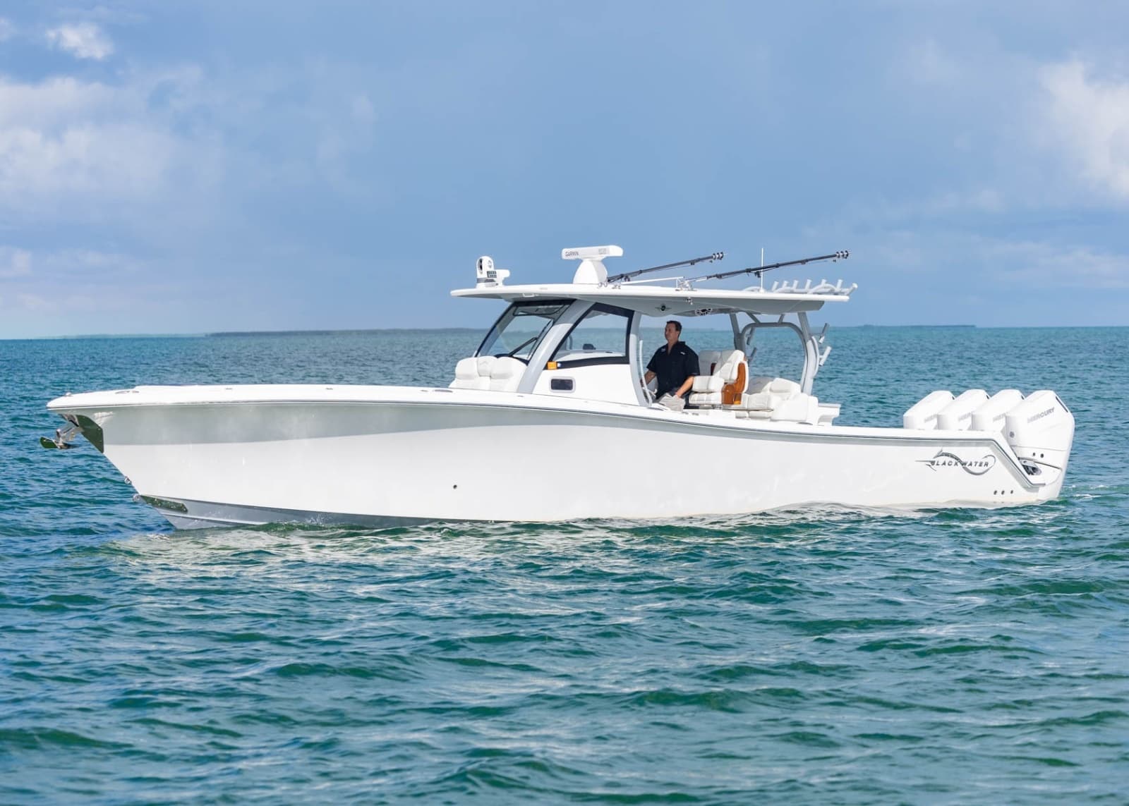 2024 BlackWater 43 Sportfish - Photo 4