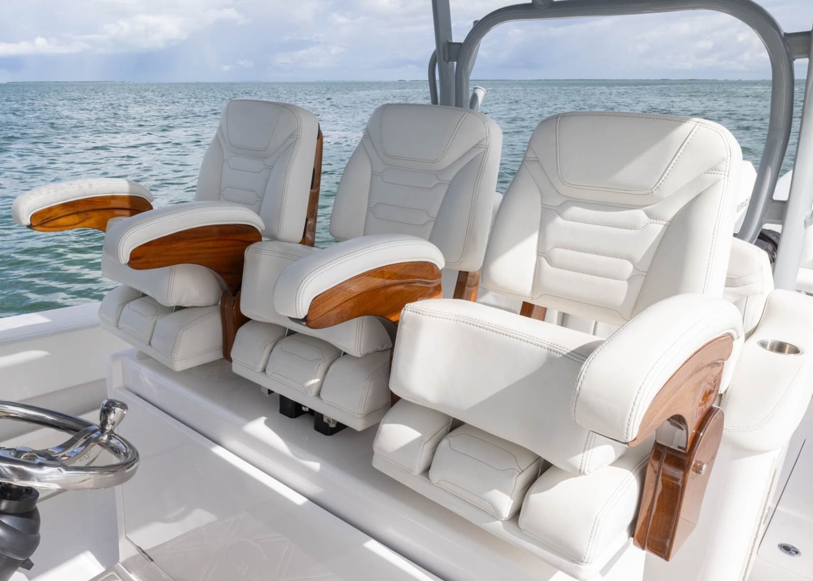 2024 BlackWater 43 Sportfish - Photo 25