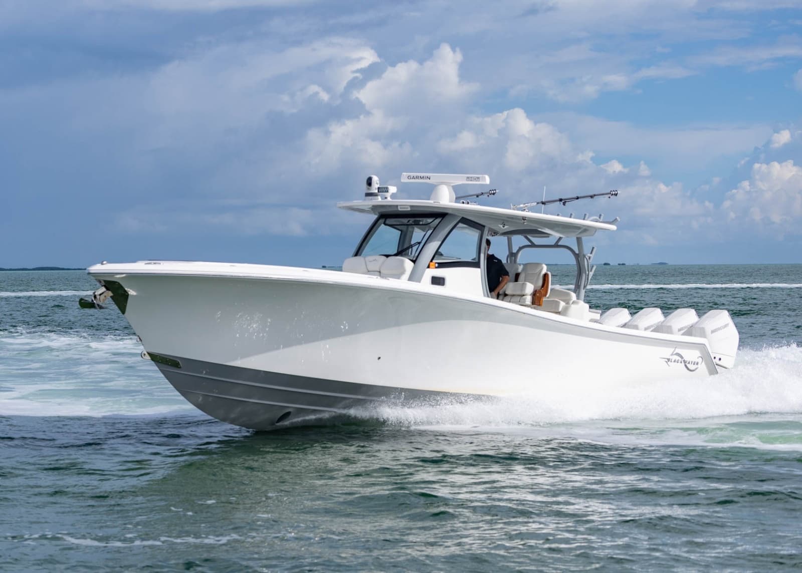2024 BlackWater 43 Sportfish - Photo 9