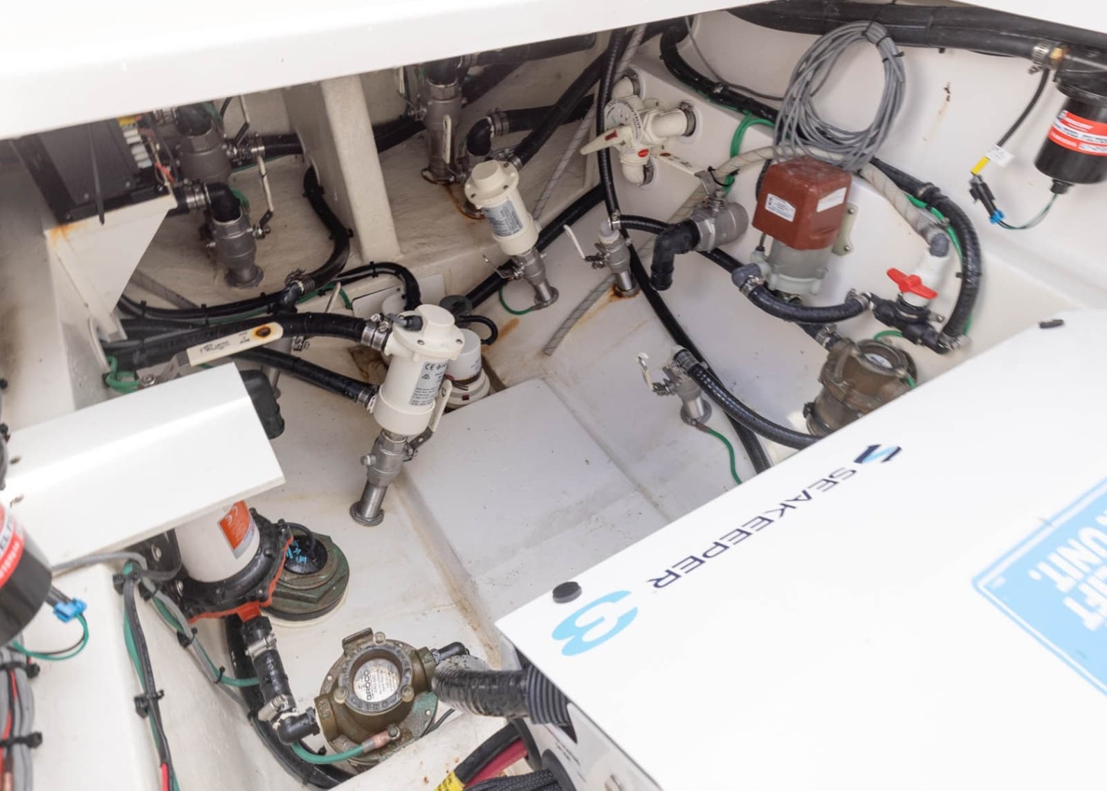 2024 BlackWater 43 Sportfish - Photo 51