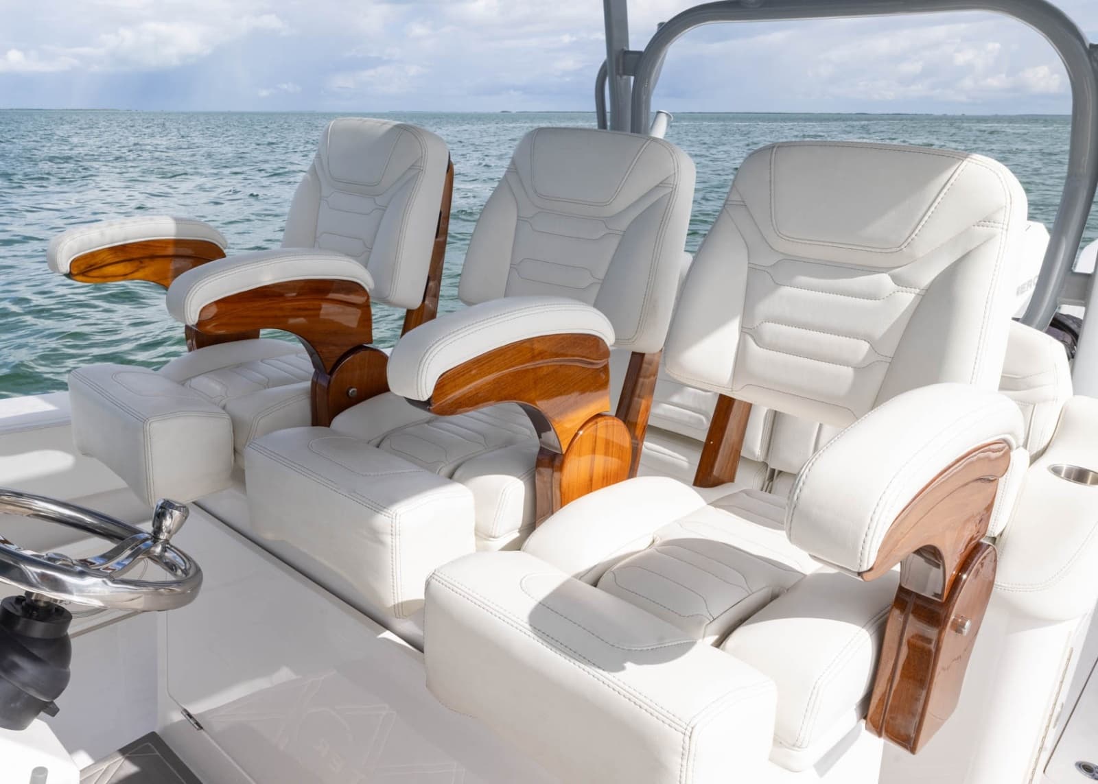 2024 BlackWater 43 Sportfish - Photo 26