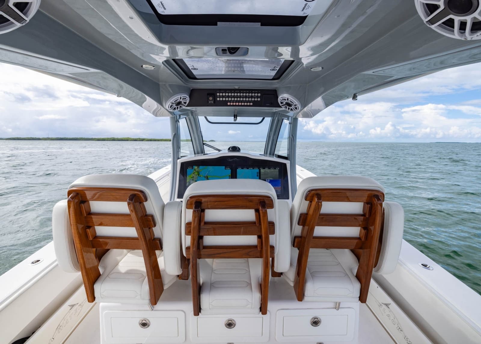 2024 BlackWater 43 Sportfish - Photo 33