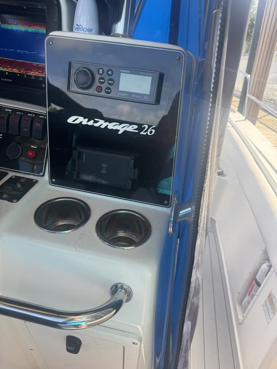 2001 Boston Whaler 26 Outrage - Photo 8