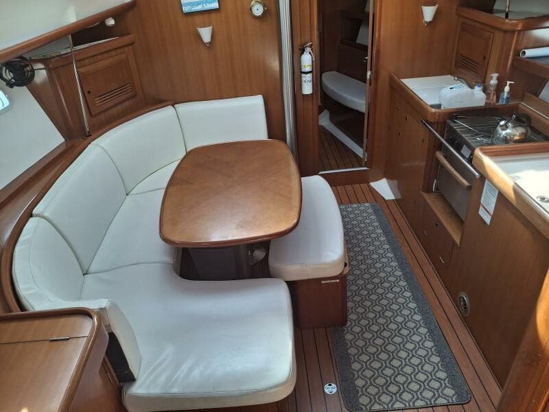 2006 Beneteau 393/403