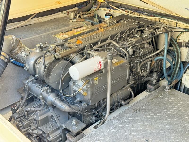 2004 Island Packet 360 Hardtop Express Cruiser