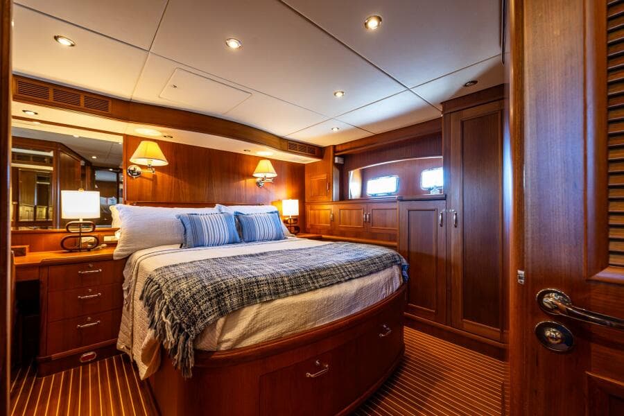 2007 Grand Banks 59 Aleutian Raised Pilothouse