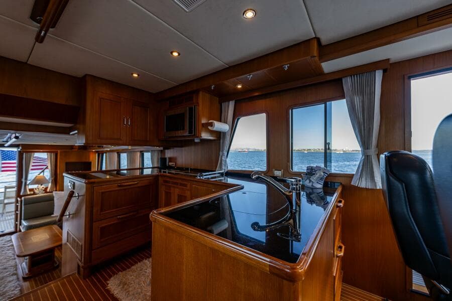 2007 Grand Banks 59 Aleutian Raised Pilothouse
