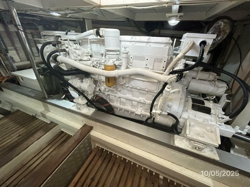 42' Grand Banks starboard main engine3