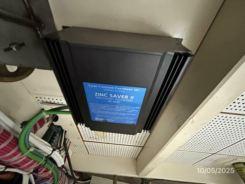 42' Grand Banks galvanic isolator
