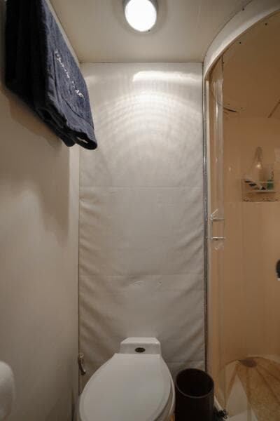 1994 Hatteras 46 Convertible- CHANGE ORDER- Master Head