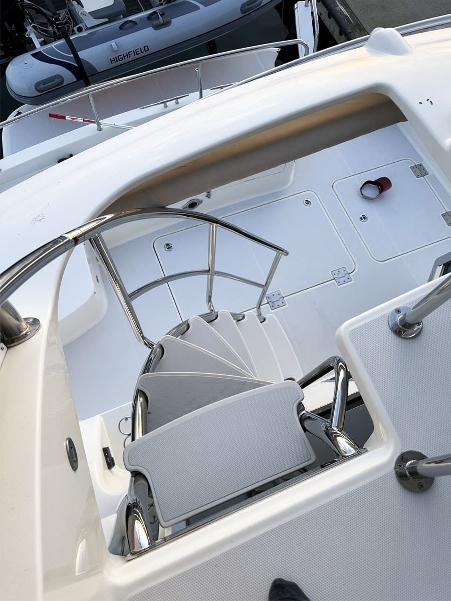 2018 Sabre 48 Flybridge Sedan - Photo 38