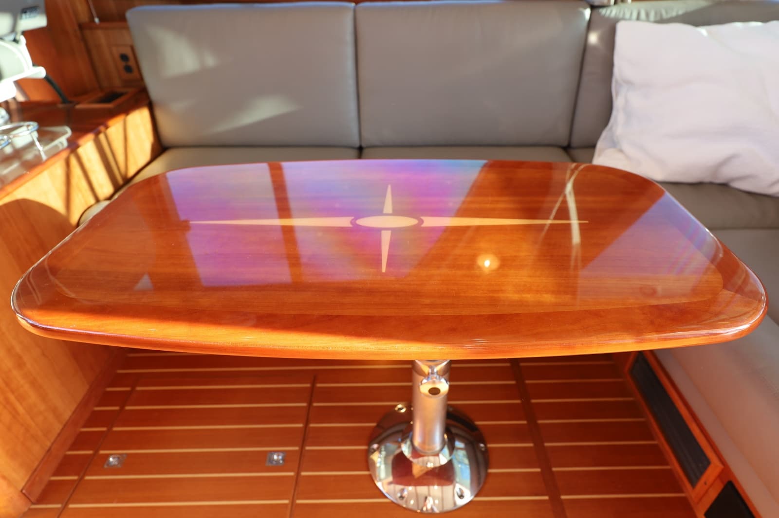 2018 Sabre 48 Flybridge Sedan - Photo 63