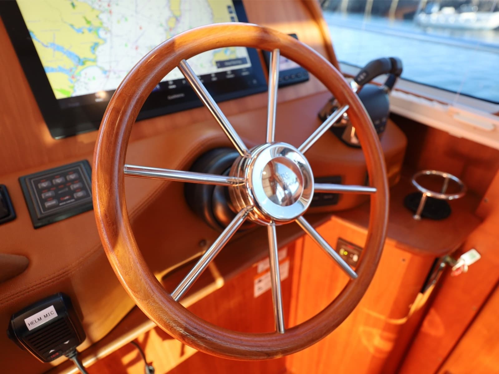 2018 Sabre 48 Flybridge Sedan - Photo 30