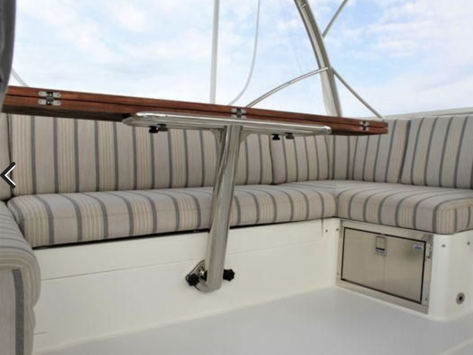 2018 Sabre 48 Flybridge Sedan - Photo 33