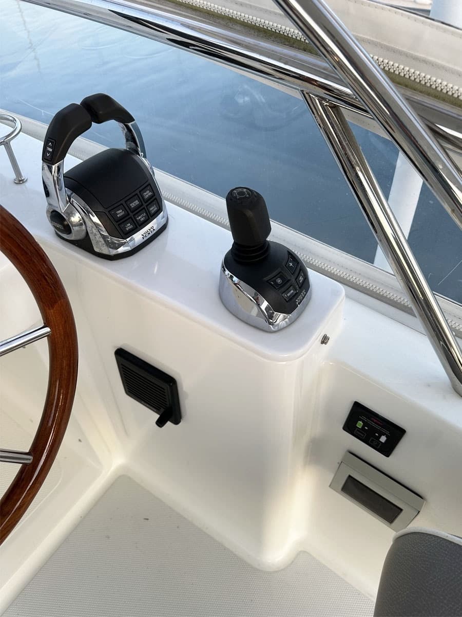 2018 Sabre 48 Flybridge Sedan - Photo 42
