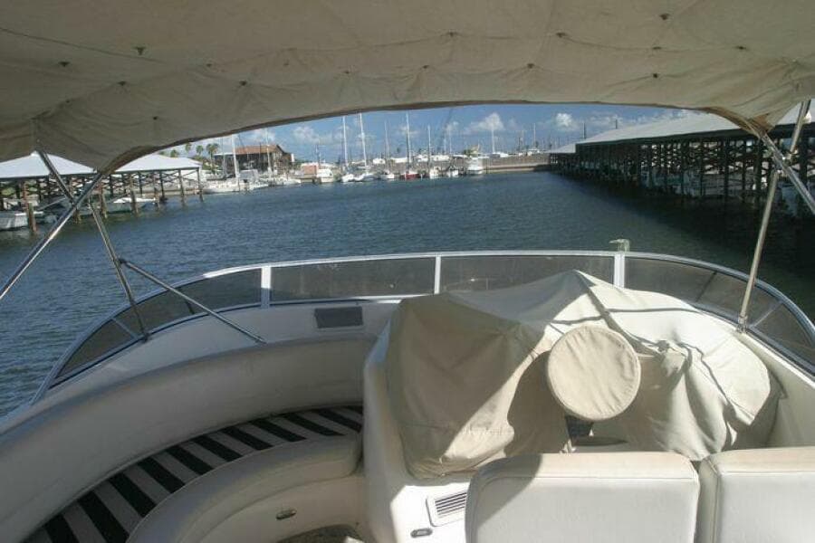 2005 Meridian 411 Sedan