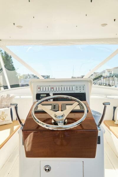 2003 Egg Harbor Predator Express