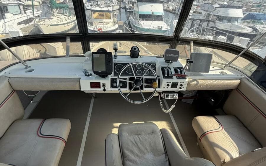 1983 Bayliner 3870 Motoryacht