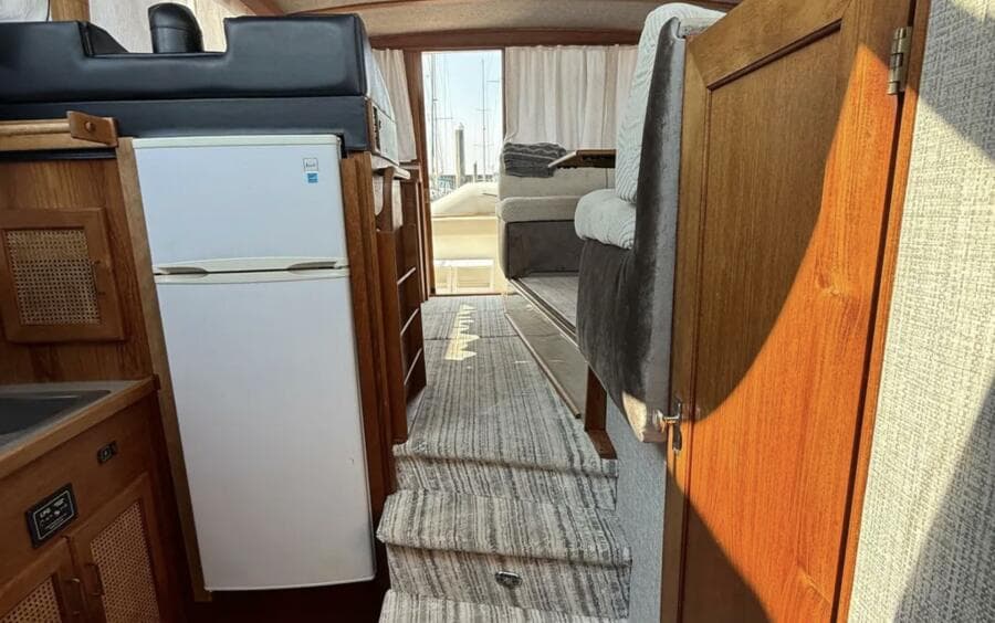 1983 Bayliner 3870 Motoryacht