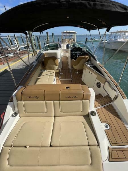2014 Sea Ray 260 SunDeck