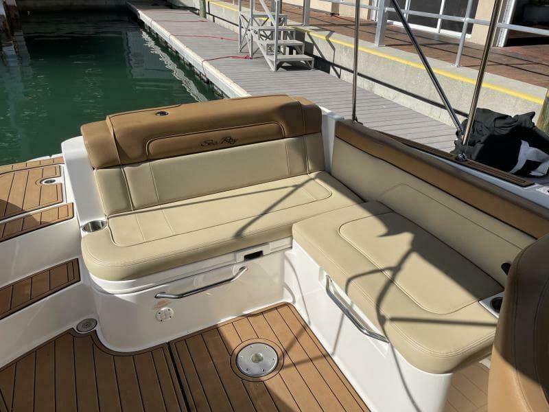 2014 Sea Ray 260 SunDeck