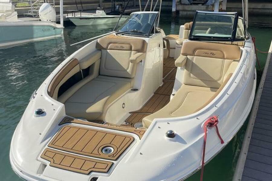 2014 Sea Ray 260 SunDeck
