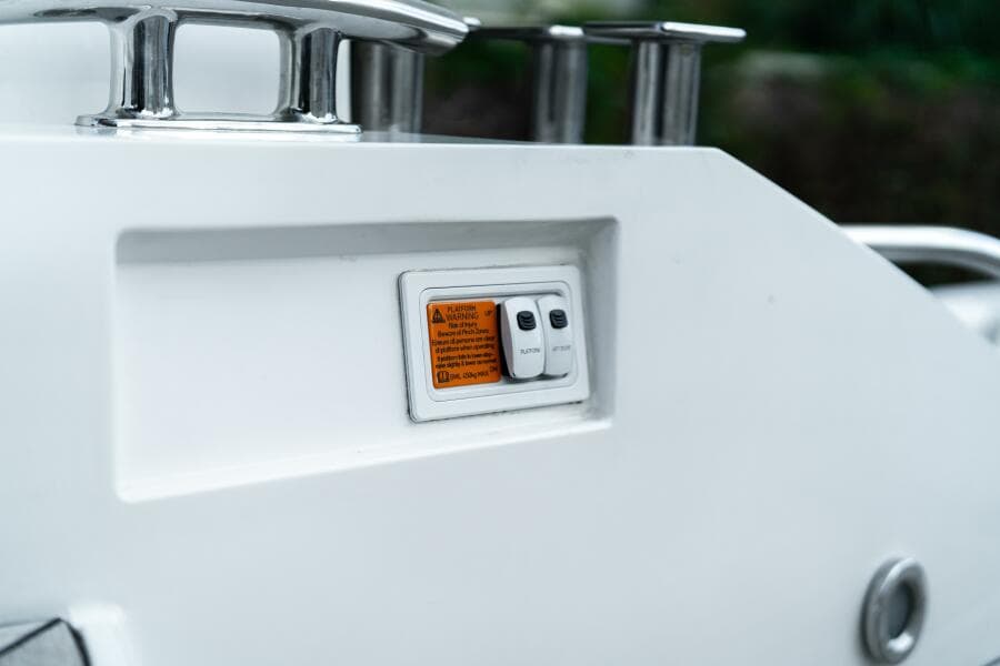 2014 Sunseeker Predator 60