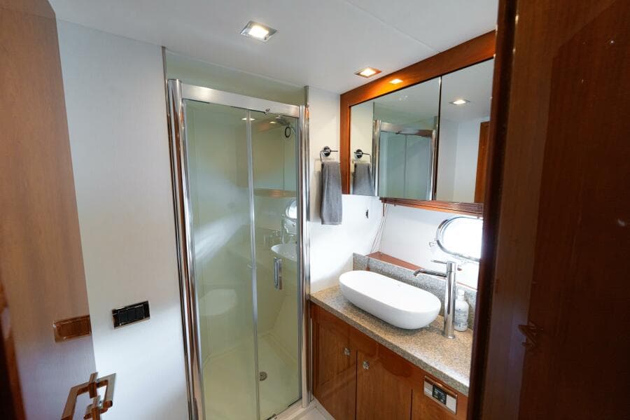 2014 Sunseeker Predator 60