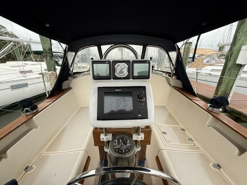 1991 Island Packet IP-29