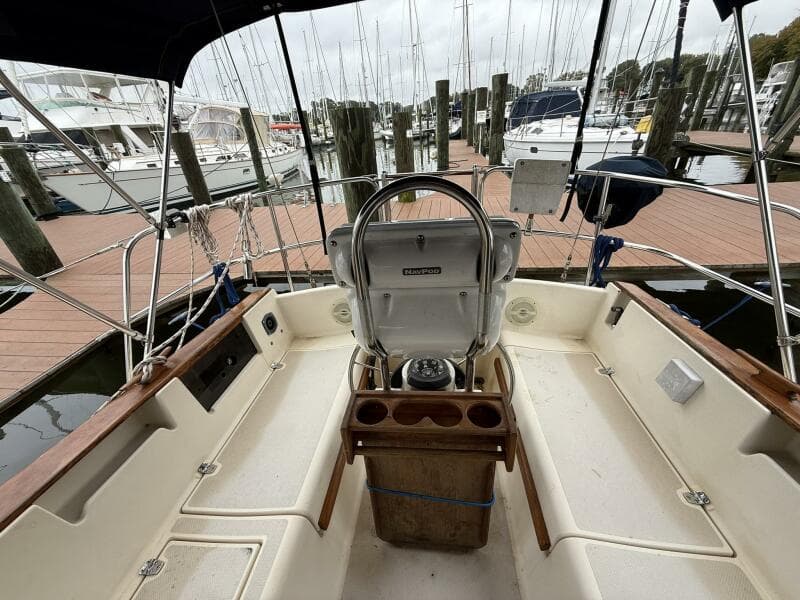 1991 Island Packet IP-29