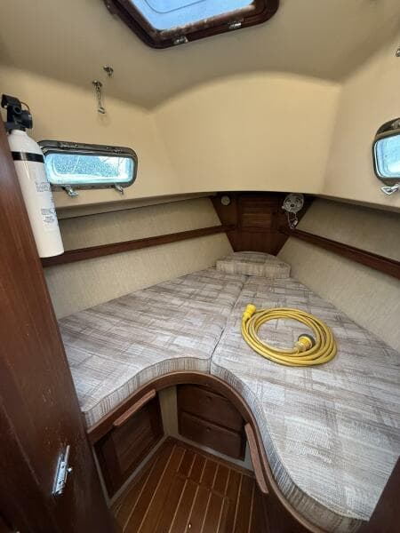 1991 Island Packet IP-29