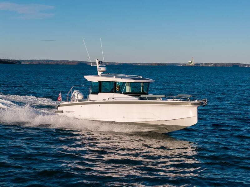 2026 Axopar Cross Cabin